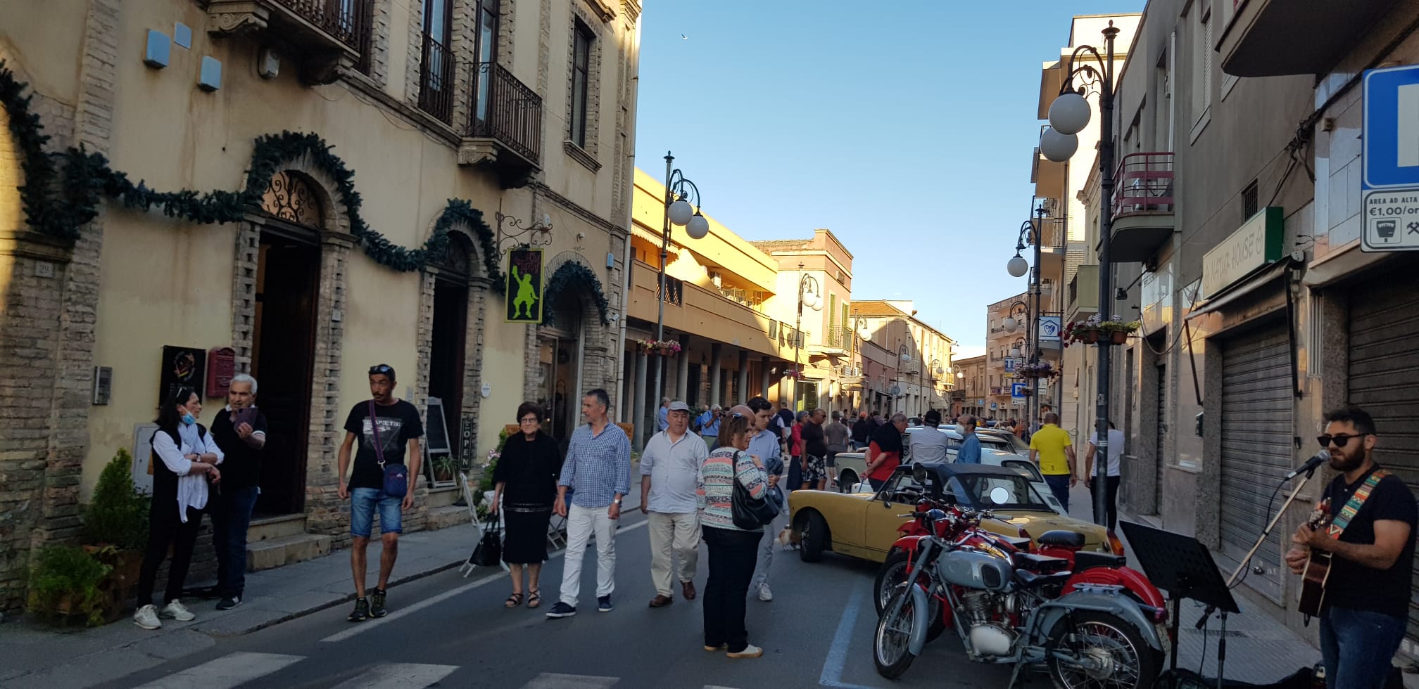 Via Eligio Porcu nel centro di Quartu Sant'Elena
